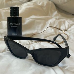 xx  black vintage eyeglasses xx